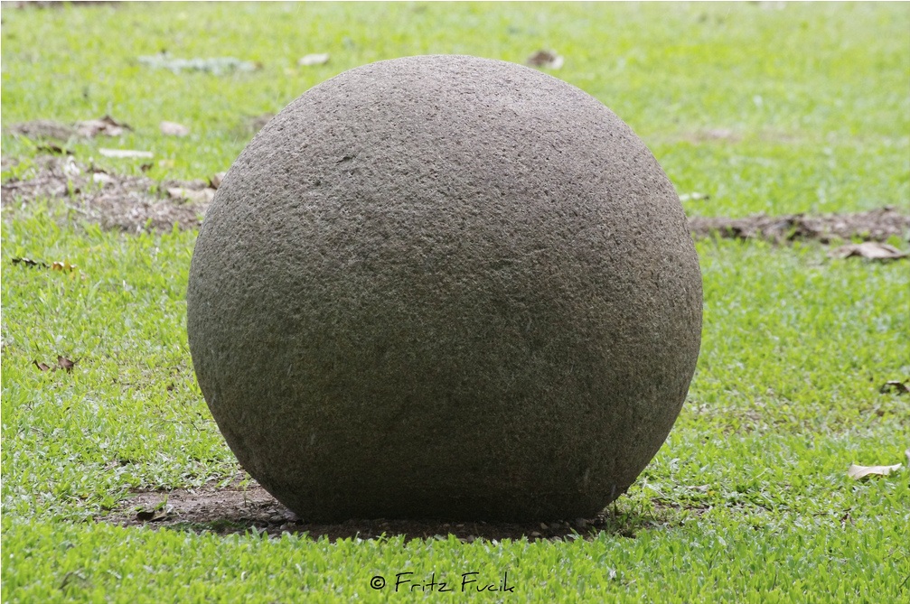 Diquís ball