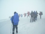 Kolona planinara na Hajli veliki snijeg