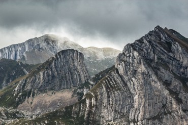 Neosvojeni vrhovi