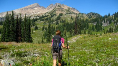 Best iPhone Apps for Hiking e1467645010220