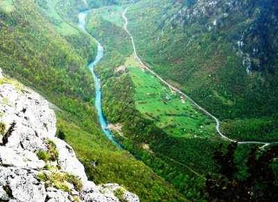 dobrilovina pogled sa Tarskih stijena