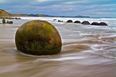 moeraki bouldershdr1