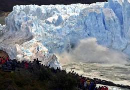 Perito Moreno pucanje